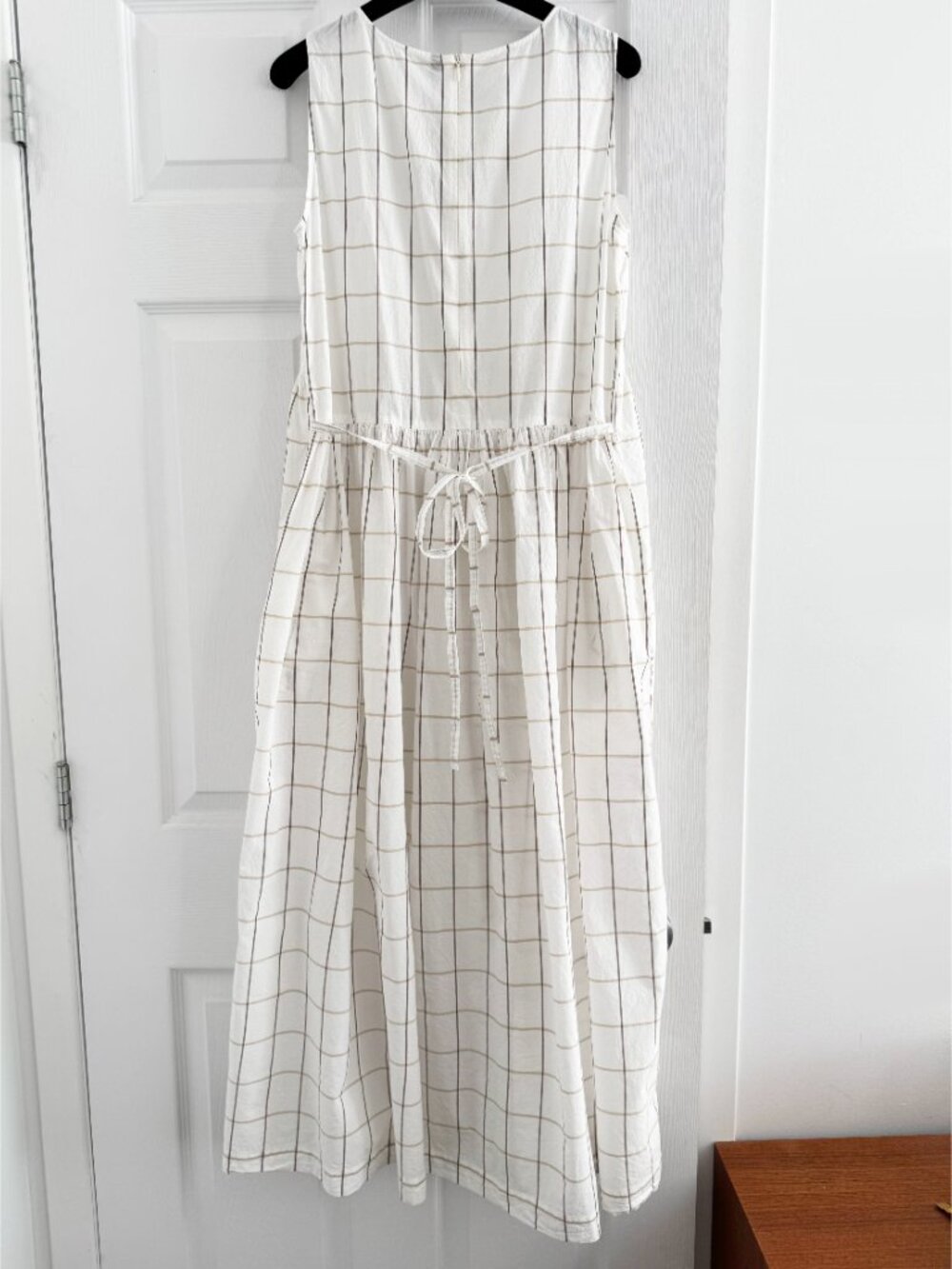 Sara Lanzi Sleeveless Windowpane Cotton Dress in White, size Med (fits like Sm - Picture 9 of 9